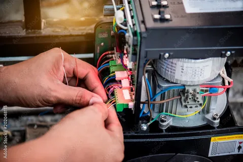 Who Offers 24/7 Automatic Gate Repair in River Oaks, TX?